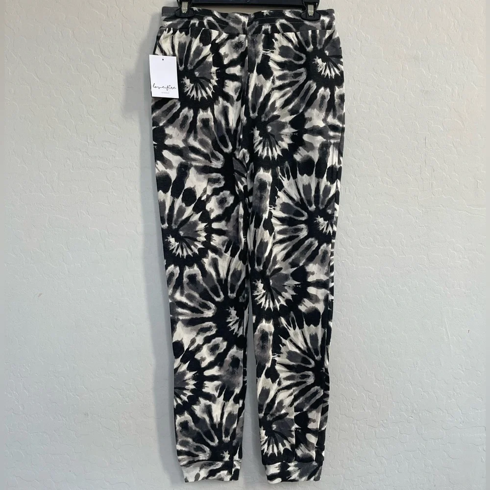 LOVE FIRE Tie Dye Cozy Girls Jogger Sweatpants size XL